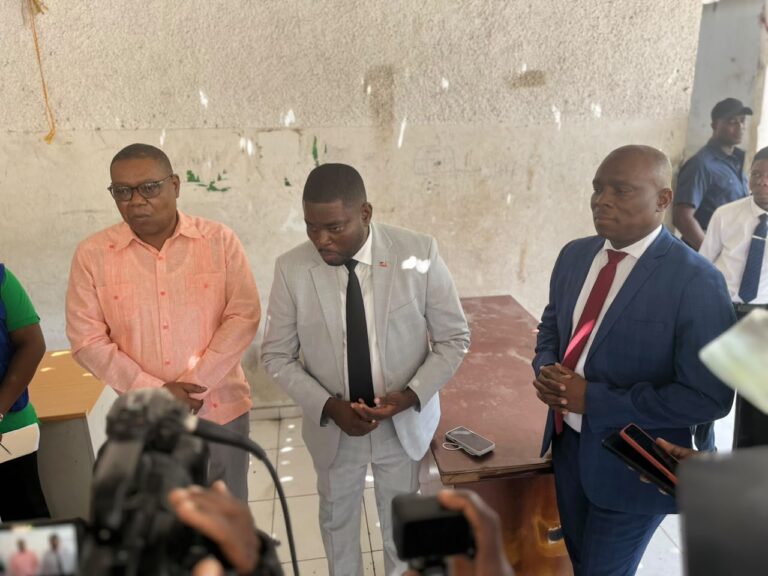 Cérémonie officielle de remise des locaux de l’OPC